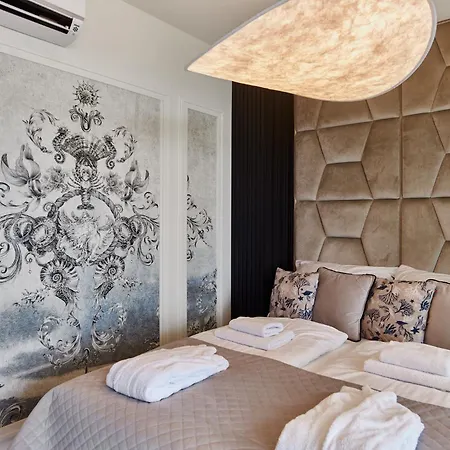 Wave - Black Swan - Apartment