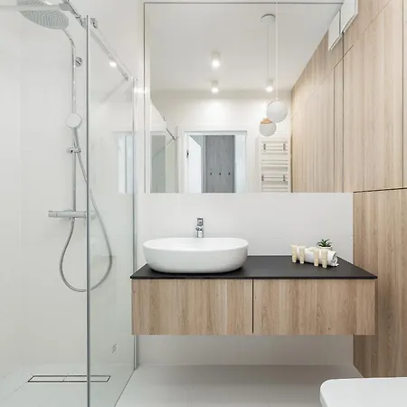 Stylish Sea Waves With Pool & Parking By Rent Like Apartment