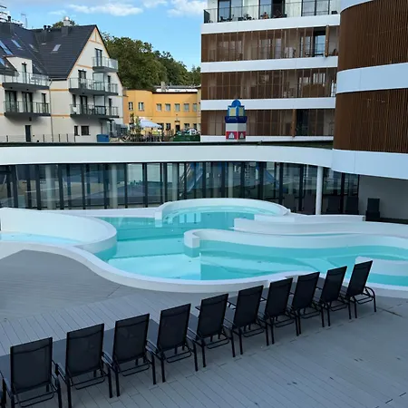 Apartment Baltic Waves Luksusowy Apartamnet Z Basenem I Parkingiem *