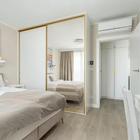 Apartment Your Holidays Waves *