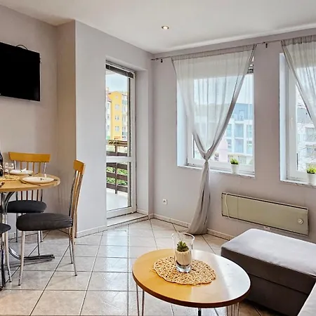 Apartment Neptun 3 Z Osobna Sypialnia I Balkonem Miedzyzdroje