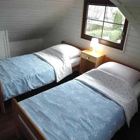 Holiday home Cozy With Terrace And Garden, Fenced, In
