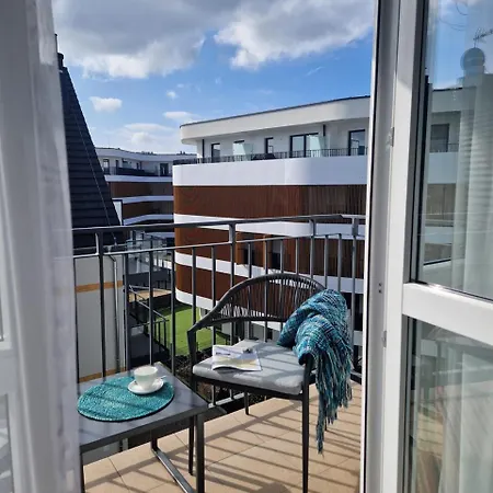 Stylish Vacation With Parking In By Renters Apartment Miedzyzdroje