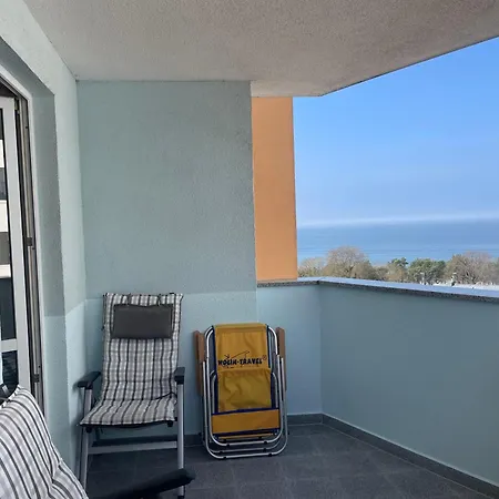 Apartment Wolin-travel Fala Z Widokiem Na Morze Miedzyzdroje