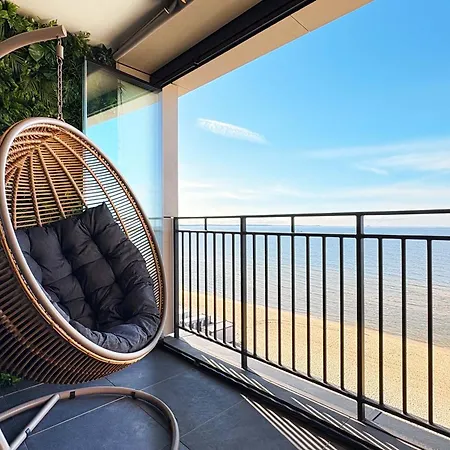 Apartment Sea View Smart & Garden Vip