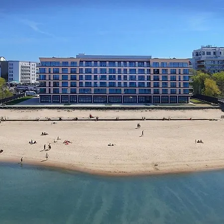 Sea View Smart & Garden Vip Apartment *