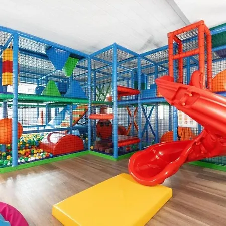 Family Sun & Fun & Water Park Patio At Belmare Aqua Apartment *