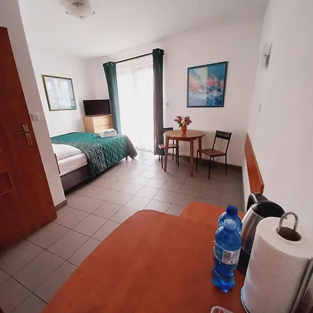 Mira 200 Metrow Od Morza Guest house *