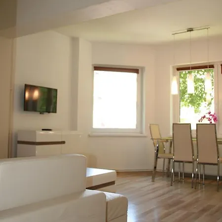 Apartament Light & Bright Apartment
