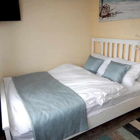 Orla Apartment