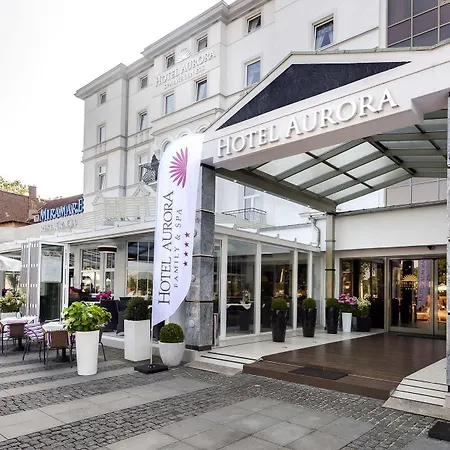Aurora Family & Hotel