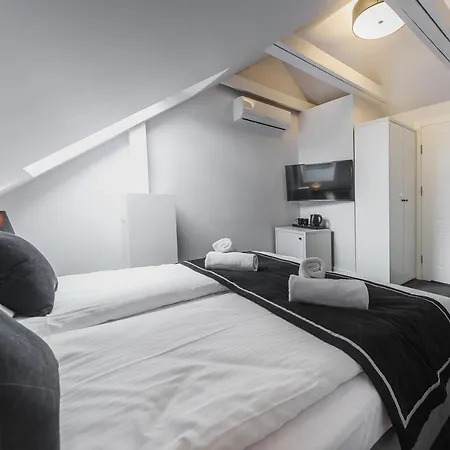 Feria Bed & Breakfast