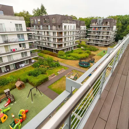 Apartment Sunny Tulipan Vi With Terrace At The Treetops By Renters