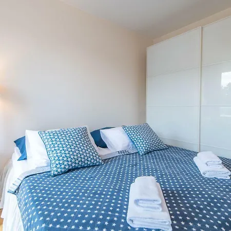 Sunny Tulipan Vi With Terrace At The Treetops By Renters Apartment Miedzyzdroje