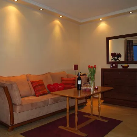 Cameo Apartment