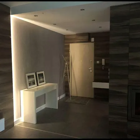 Family Golden Tulip Apartment