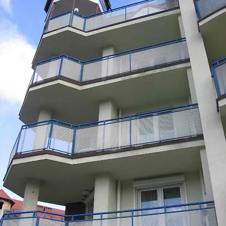 Apartament W Kwiatki Apartment *