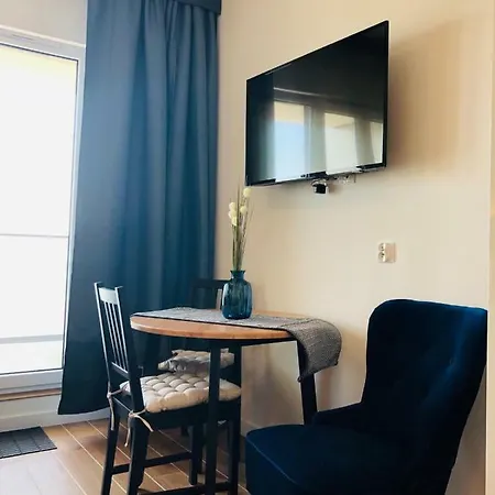 Apartment Aquamarina Onyx Blue