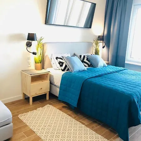 Apartment Aquamarina Onyx Blue