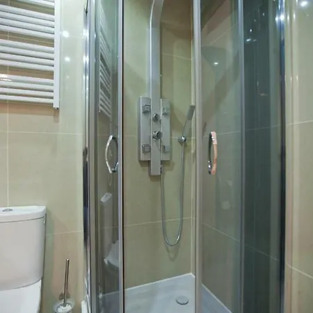 Apartment Luksusowe Promenada Gwiazd 28 *