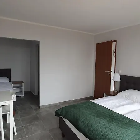 Dom Na Bukowym Wzgorzu Bed & Breakfast *